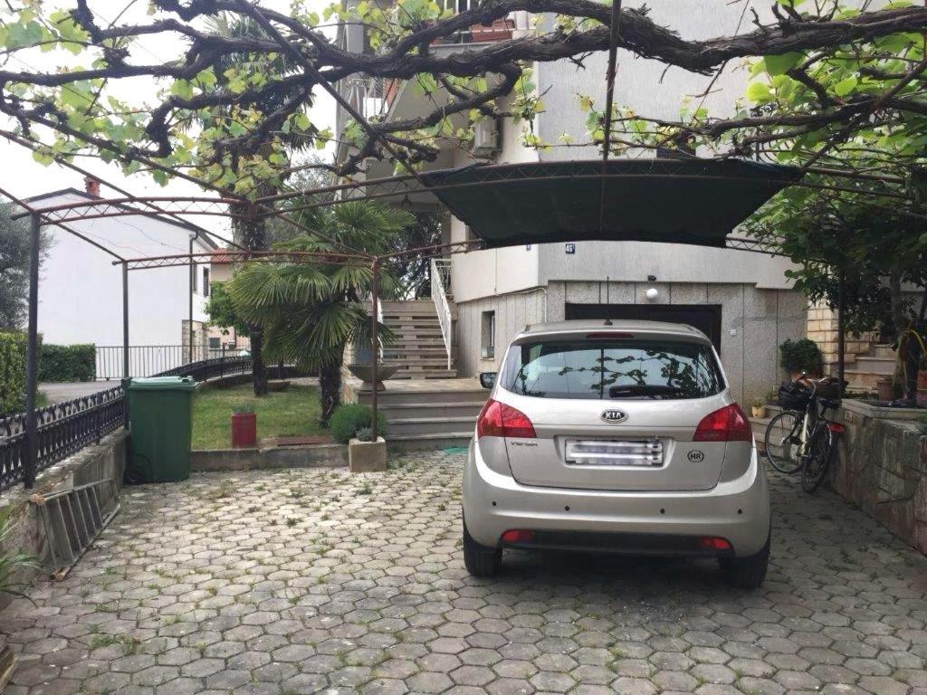 Seafront Apartment Jadri 乌马格 外观 照片